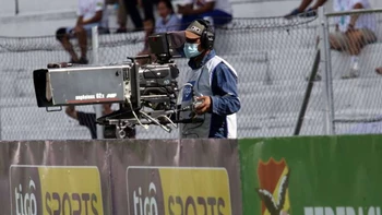 Crisis: ¿Qué dice la empresa de TV que pagará 48.650.000 dólares por el fútbol boliviano? Crisis: ¿Qué dice la empresa de TV que pagará 48.650.000 dólares por el fútbol boliviano?