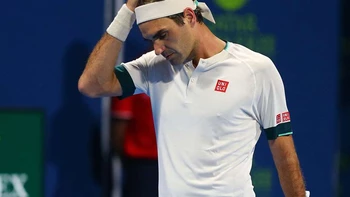 Federer se retira del torneo de Dubái tras su derrota en Catar Federer se retira del torneo de Dubái tras su derrota en Catar