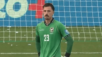 La Verde se fue al descanso con un gol insólito La Verde se fue al descanso con un gol insólito