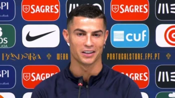 Cristiano ve "difícil" jugar con Messi, pero no lo descarta Cristiano ve "difícil" jugar con Messi, pero no lo descarta