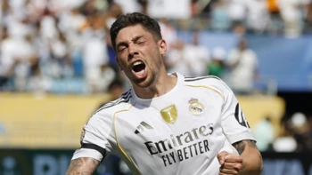 El Real Madrid vence a Pachuca con diez jugadores (3-1) El Real Madrid vence a Pachuca con diez jugadores (3-1)