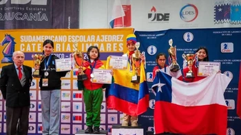 Bolivia suma oro, plata y bronce en el Sudamericano Escolar de Ajedrez en Chile Bolivia suma oro, plata y bronce en el Sudamericano Escolar de Ajedrez en Chile