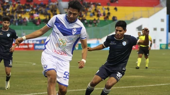 Gol agónico salva a Aurora y frena a GV San José en Oruro Gol agónico salva a Aurora y frena a GV San José en Oruro