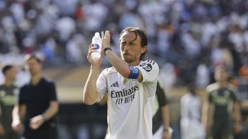 Modric dice adiós al Madrid como una leyenda Modric dice adiós al Madrid como una leyenda