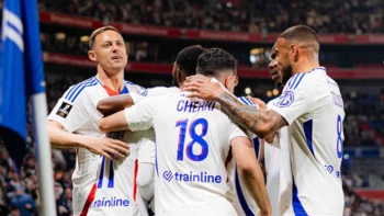 La UEFA mantiene al Lyon en la Europa League y relega al Crystal Palace a la Conference La UEFA mantiene al Lyon en la Europa League y relega al Crystal Palace a la Conference