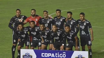 Real Santa Cruz será local este sábado y Royal Pari visita a Palmaflor en partidos por la novena fecha Real Santa Cruz será local este sábado y Royal Pari visita a Palmaflor en partidos por la novena fecha