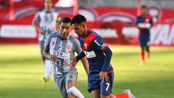 Always Ready aplasta a Independiente y sigue firme en la cima Always Ready aplasta a Independiente y sigue firme en la cima