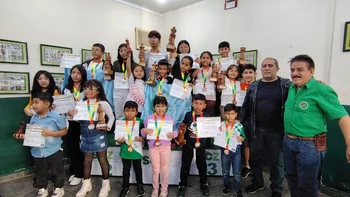 Salazar e Ibáñez se imponen en el Nacional Sub-14 de ajedrez Salazar e Ibáñez se imponen en el Nacional Sub-14 de ajedrez