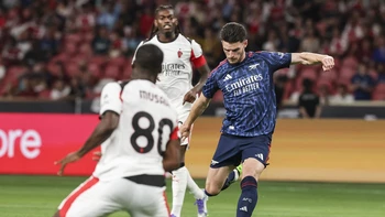 Arsenal vence al Milan con gol de Saka, pero cae en los penales en Singapur Arsenal vence al Milan con gol de Saka, pero cae en los penales en Singapur