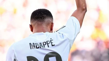 Kylian Mbappé ya es el 10 del Real Madrid Kylian Mbappé ya es el 10 del Real Madrid