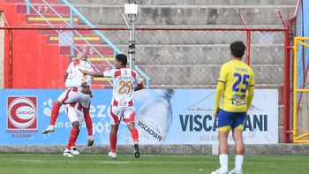 Independiente sorprendió en El Alto y se llevó los tres puntos ante ABB Independiente sorprendió en El Alto y se llevó los tres puntos ante ABB