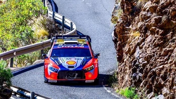 Tänak defiende el liderato sobre las rápidas pistas del Rally de Finlandia Tänak defiende el liderato sobre las rápidas pistas del Rally de Finlandia