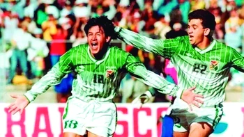 Bolivia en lo alto: unidos por el fútbol Bolivia en lo alto: unidos por el fútbol