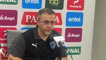 Flavio Robatto: “Estamos vivos y si sumamos de local volveremos a estar arriba” Flavio Robatto: “Estamos vivos y si sumamos de local volveremos a estar arriba”