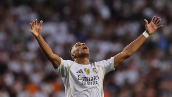 Mbappé brilla y el Real Madrid cierra su única prueba con goleada en Austria Mbappé brilla y el Real Madrid cierra su única prueba con goleada en Austria