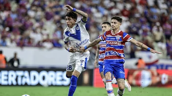 Tras empatar en Brasil, Vélez recibe a Fortaleza en busca de los cuartos de final Tras empatar en Brasil, Vélez recibe a Fortaleza en busca de los cuartos de final