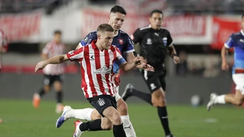Estudiantes sufre ante Cerro Porteño y se clasifica a los cuartos de la Libertadores Estudiantes sufre ante Cerro Porteño y se clasifica a los cuartos de la Libertadores
