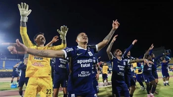 Alianza Lima, con Viscarra, a la expectativa de un pase directo a semifinales de Sudamericana Alianza Lima, con Viscarra, a la expectativa de un pase directo a semifinales de Sudamericana