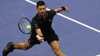 Djokovic inicia el US Open con victoria pese a falta de ritmo Djokovic inicia el US Open con victoria pese a falta de ritmo