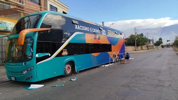 Las selecciones de Bolivia y Brasil se desplazarán en buses de lujo personalizados Las selecciones de Bolivia y Brasil se desplazarán en buses de lujo personalizados