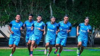 Blooming se juega puntos clave en su visita a Independiente Blooming se juega puntos clave en su visita a Independiente