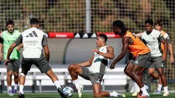 El Real Madrid prepara su estreno en 'Champions' El Real Madrid prepara su estreno en 'Champions'