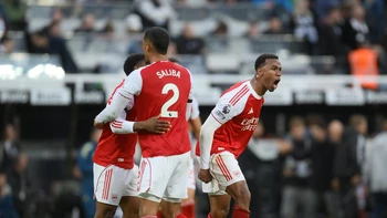 Arsenal remonta en el 96’ y se lleva un triunfo agónico ante Newcastle Arsenal remonta en el 96’ y se lleva un triunfo agónico ante Newcastle