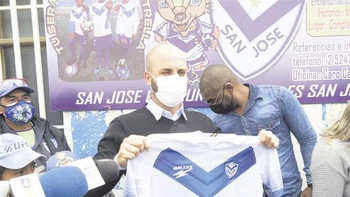 San José tiene nuevo DT pero le faltan jugadores San José tiene nuevo DT pero le faltan jugadores