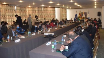 Problema solucionado: comisión de la División Profesional y Fabol llegaron a un acuerdo Problema solucionado: comisión de la División Profesional y Fabol llegaron a un acuerdo