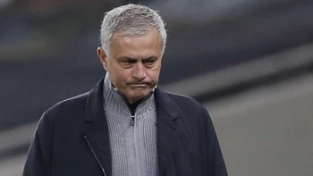 José Mourinho, destituido como entrenador del Tottenham José Mourinho, destituido como entrenador del Tottenham
