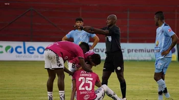 Una grave lesión aparta a Carrasco de su equipo y de la selección nacional Una grave lesión aparta a Carrasco de su equipo y de la selección nacional