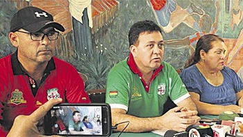 ACF: Montaño quiere unidad en el fútbol cruceño ACF: Montaño quiere unidad en el fútbol cruceño