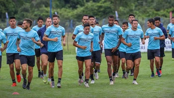 Tavares y Castillo es la opción ofensiva que tiene el DT de Royal Pari Tavares y Castillo es la opción ofensiva que tiene el DT de Royal Pari