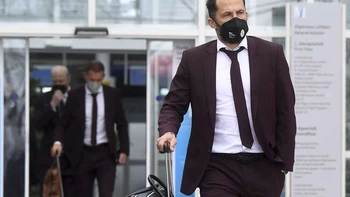 Bayern Múnich pide a sus aficionados que cesen sus ataques contra Salihamidzic Bayern Múnich pide a sus aficionados que cesen sus ataques contra Salihamidzic