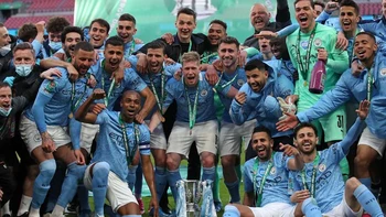 Manchester City gana ante Tottenham la Copa de la Liga Manchester City gana ante Tottenham la Copa de la Liga