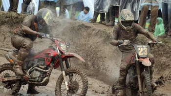 Marco Antezana fue el más rápido en el nacional de motociclismo Marco Antezana fue el más rápido en el nacional de motociclismo