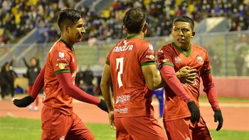 Guabirá juega casi toda su chance en su visita a Bahía Guabirá juega casi toda su chance en su visita a Bahía