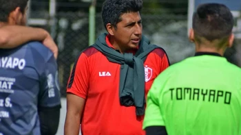 Real Tomayapo: Horacio Pacheco, el DT más joven en la División Profesional Real Tomayapo: Horacio Pacheco, el DT más joven en la División Profesional