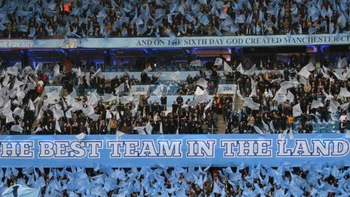 Propietario del City pagará el desplazamiento de sus aficionados a final de Champions Propietario del City pagará el desplazamiento de sus aficionados a final de Champions