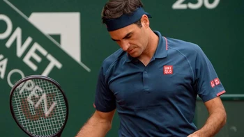 Roger Federer pierde ante Andújar en su regreso a la tierra batida Roger Federer pierde ante Andújar en su regreso a la tierra batida