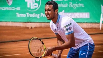 Hugo Dellien enfrentará este miércoles al checo Jirí Vesely en torneo portugués Hugo Dellien enfrentará este miércoles al checo Jirí Vesely en torneo portugués