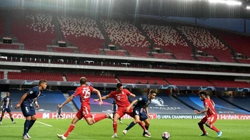 La UEFA pone fin al límite de un 30% de público en los estadios La UEFA pone fin al límite de un 30% de público en los estadios