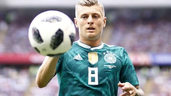Toni Kroos: “No me parece que darle un Mundial a Catar fuera algo bueno” Toni Kroos: “No me parece que darle un Mundial a Catar fuera algo bueno”