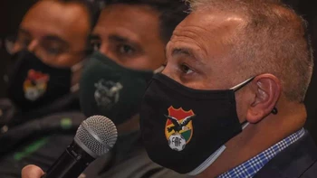 Costa exige una explicación, plop Costa exige una explicación, plop