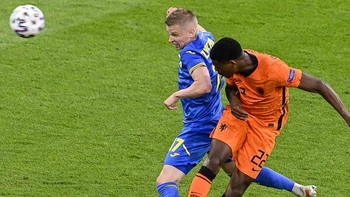 Países Bajos salva una victoria frente a Ucrania en su debut en la Eurocopa Países Bajos salva una victoria frente a Ucrania en su debut en la Eurocopa