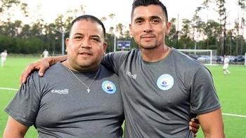Jorge Ruth, el exarquero boliviano que empieza a triunfar como DT en Estados Unidos Jorge Ruth, el exarquero boliviano que empieza a triunfar como DT en Estados Unidos