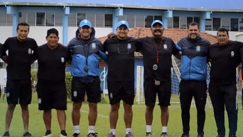 Blooming le da un nuevo espaldarazo a Villegas Blooming le da un nuevo espaldarazo a Villegas