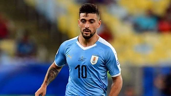 De Arrascaeta da positivo a Covid-19 y Uruguay lo sustituye con Brian Ocampo De Arrascaeta da positivo a Covid-19 y Uruguay lo sustituye con Brian Ocampo