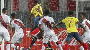 Colombia hunde a Perú con la goleada que logró en Lima Colombia hunde a Perú con la goleada que logró en Lima