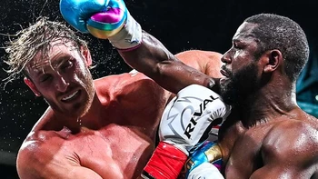 Mayweather dominó la pelea contra el youtuber Logan Paul Mayweather dominó la pelea contra el youtuber Logan Paul